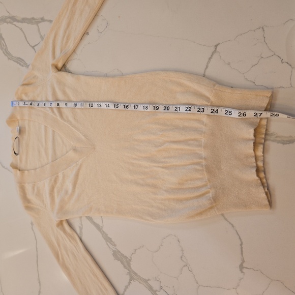 Autumn Cashmere Womens Cashmere V-Neck Long Sleeve Sweater Cream Size XS - Picture 6 of 9